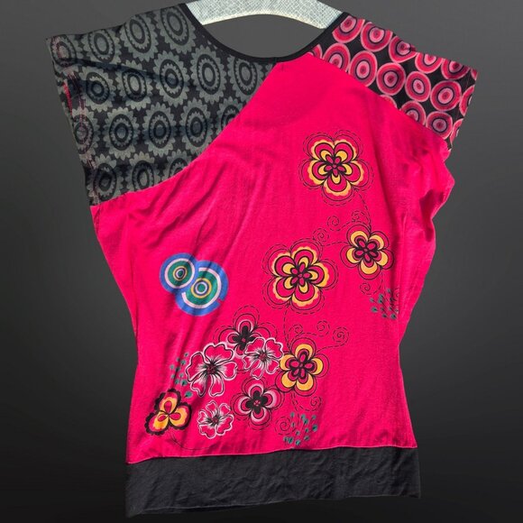 Y2K Graphic Top Size M Colorful Funky Emo Scene Gyaru Indie Mcbling Girl Print - Picture 6 of 7